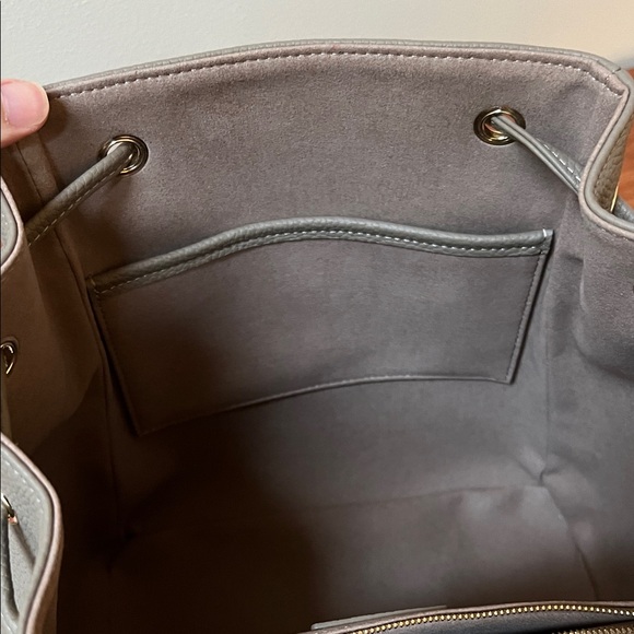 DUYP Luxury Backpack Leather Taupe - Picture 11 of 13